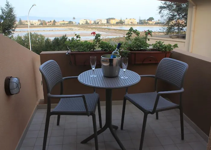 Bed & Breakfast La Tuia E Il Tasso Cagliari