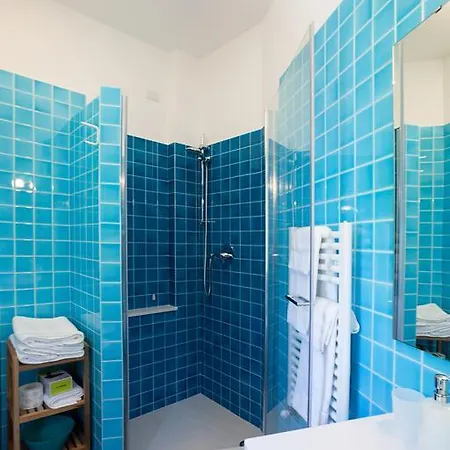 La Tuia E Il Tasso Bed and Breakfast Κάλιαρι