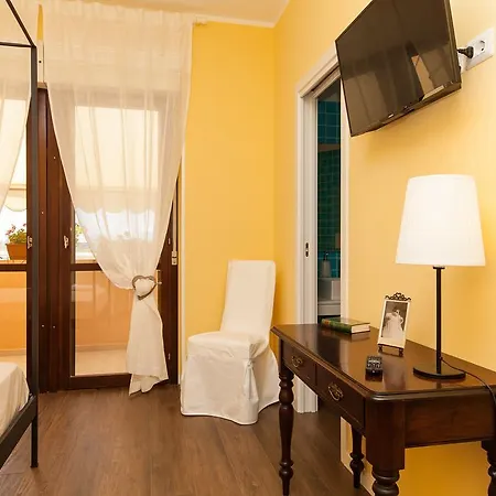 La Tuia E Il Tasso Отель типа 